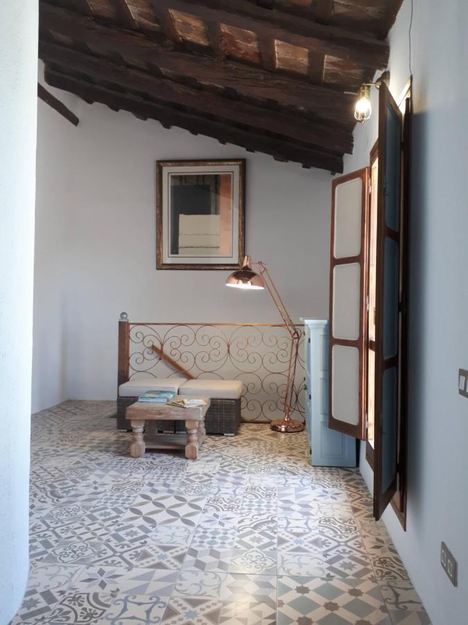 Casa De Bello Тортоса Экстерьер фото